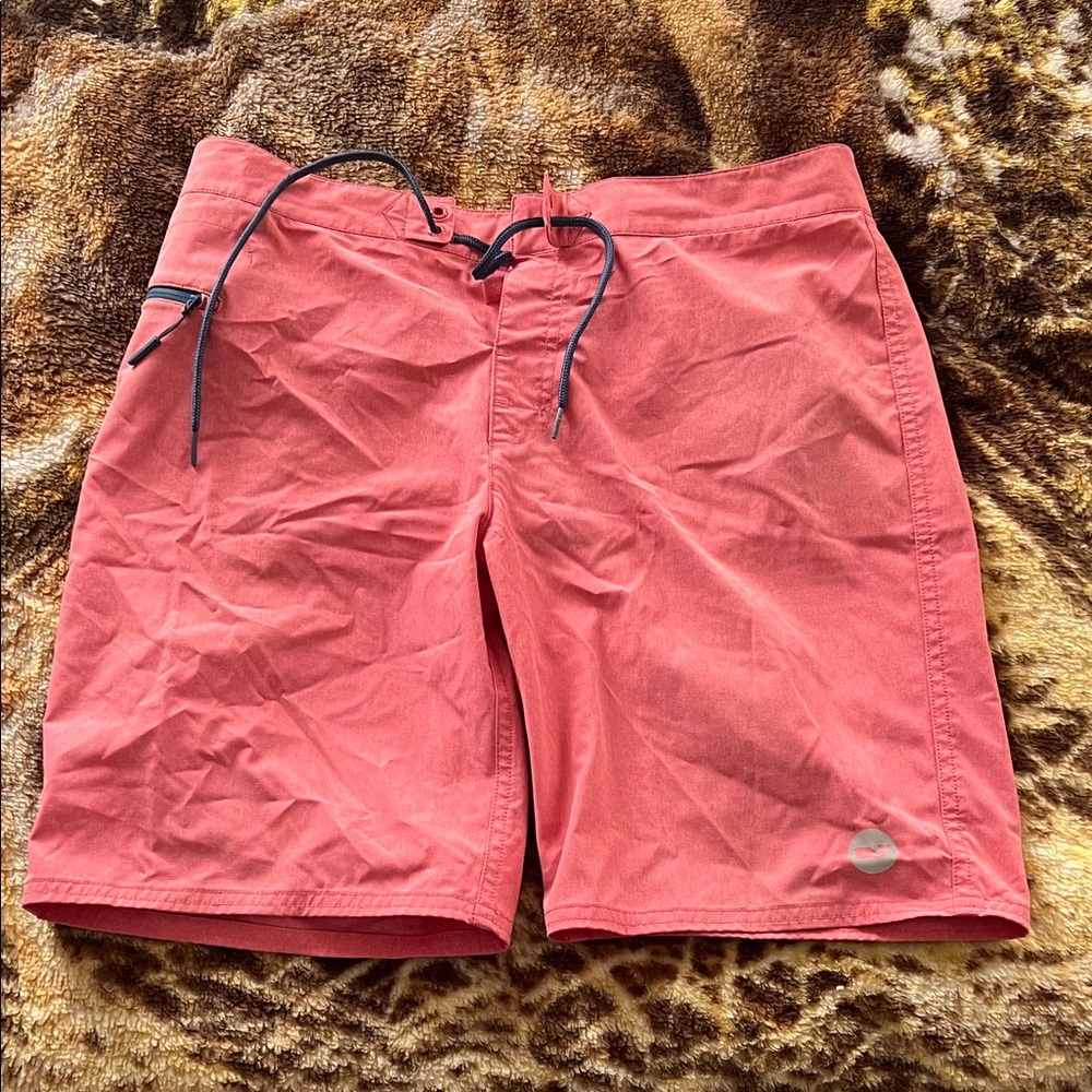 Vineyard Vines Coral Men’s Board Shorts
